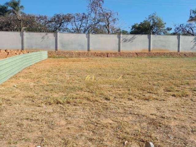 Terreno residencial à venda, plano, de 360 m², no condomínio Villa Sapezal, Indaiatuba.