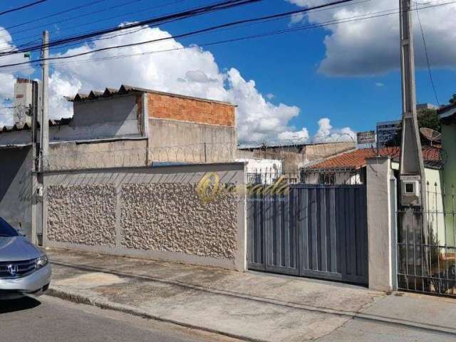 Casa térrea á venda com quintal amplo no bairro Parque das Nações, Indaiatuba.