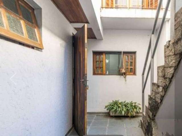 Casa com 2 quartos à venda na Rua Guaimbé, 222, Mooca, São Paulo, 105 m2 por R$ 650.000