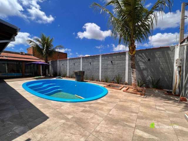 Casa com piscina a à venda em Pirassununga/SP