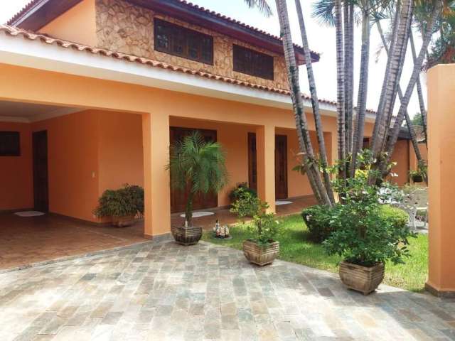 Casa com 3 dormitórios à venda, 500 m² por R$ 1.500.000,00 - Jardim de Itapoan - Paulínia/SP