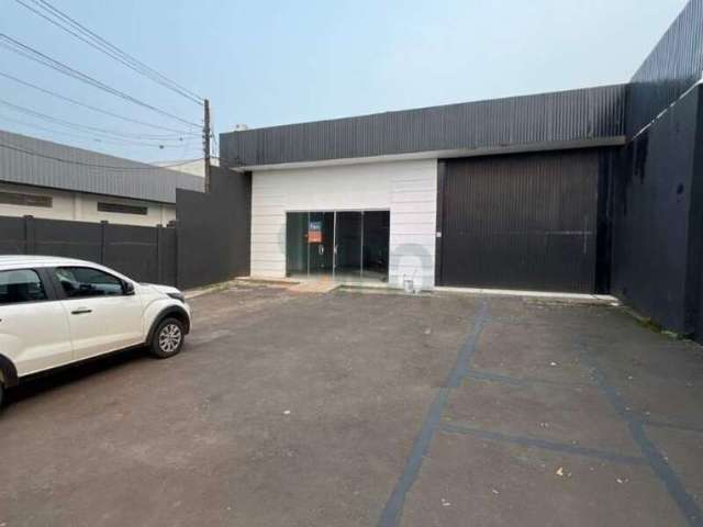 Casa para alugar na Rua Tiradentes, São Cristóvão, Chapecó, 240 m2 por R$ 9.500