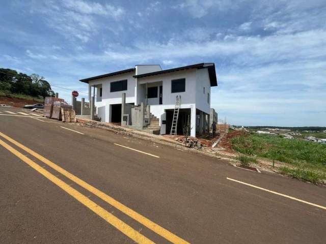 Casa a venda localizada no Efapi em Chapecó/SC.