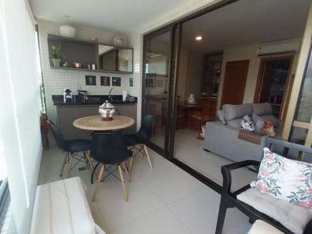 Apartamento em Pituaçu com 3|4, 02G e 113M²