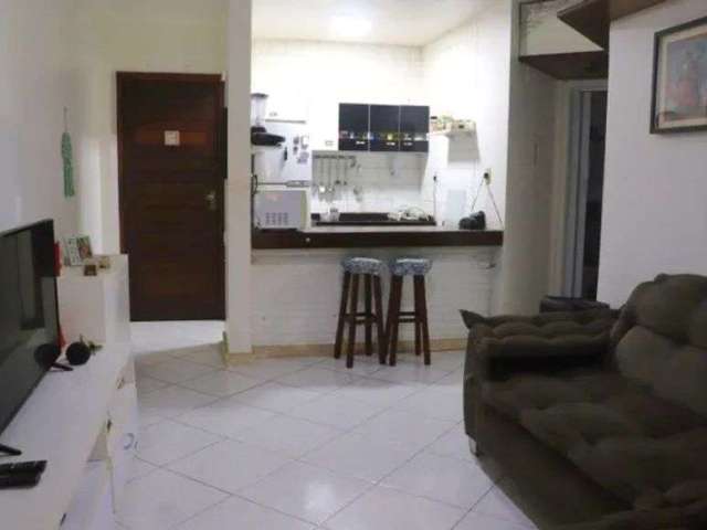 Apartamento em Armação com 2|4, 01G e 75M²