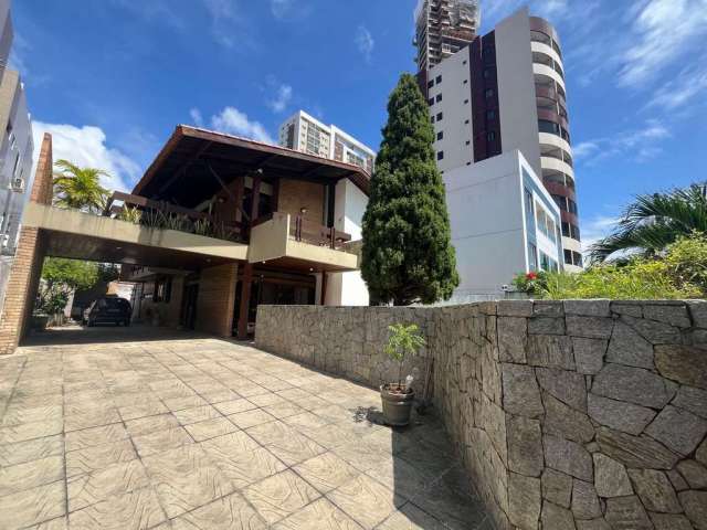 Casa Padrão à venda no Jardim Oceania em João Pessoa - PB