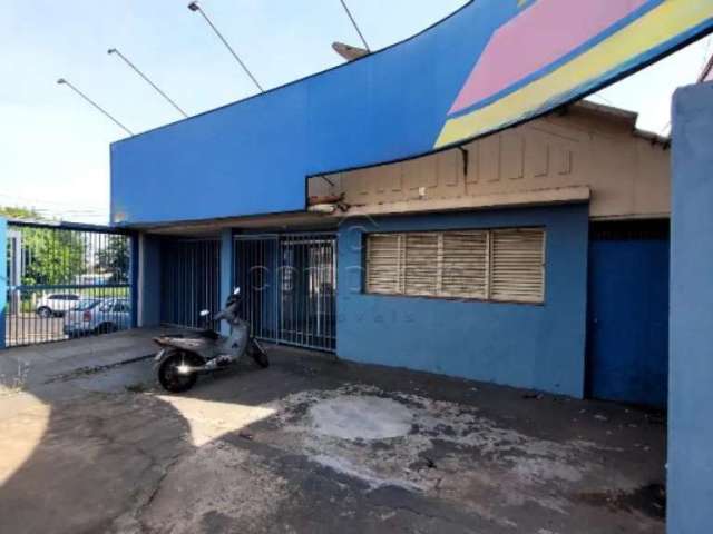 Comercial Casa em São José do Rio Preto