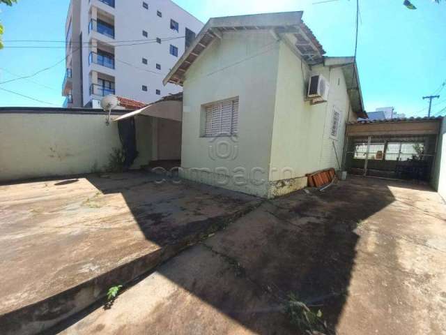 Comercial Casa em São José do Rio Preto