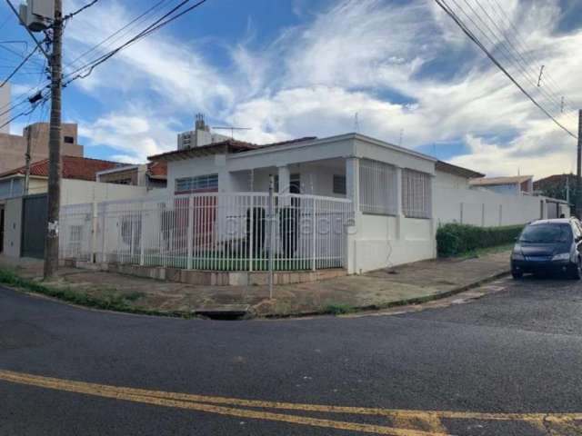 Comercial Casa em São José do Rio Preto