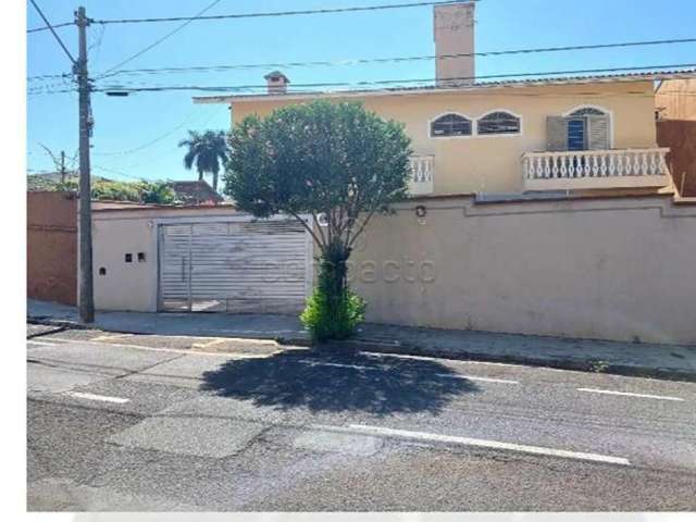 Casa Sobrado em São José do Rio Preto