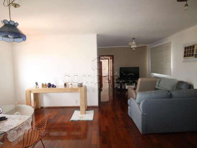 Apartamento Padrão em São José do Rio Preto