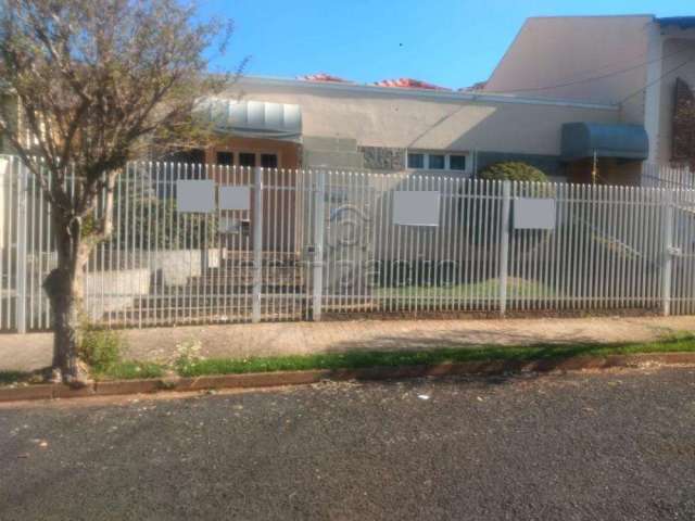 Comercial Casa em São José do Rio Preto