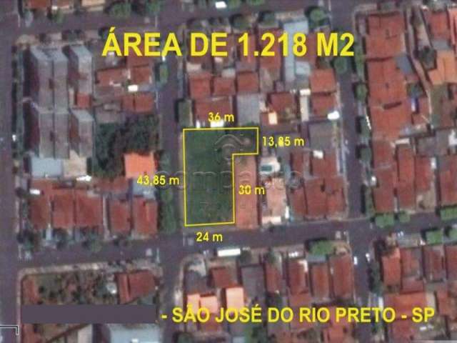 Terreno Área em São José do Rio Preto