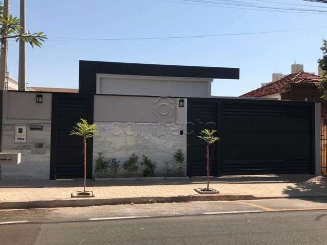 Comercial Casa em São José do Rio Preto