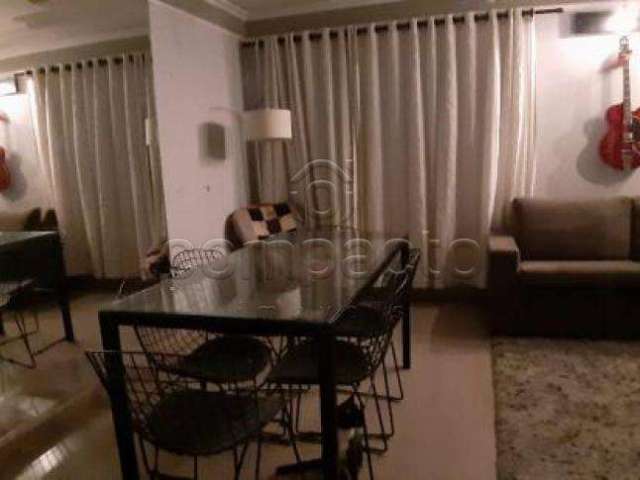 Apartamento Padrão em São José do Rio Preto