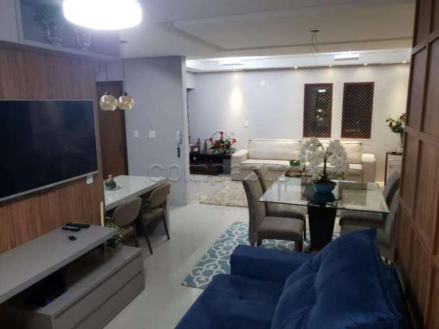 Apartamento Padrão em São José do Rio Preto