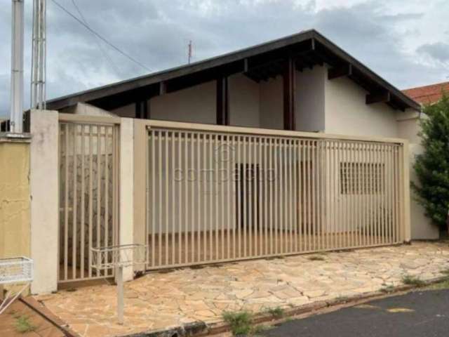 Comercial Casa em São José do Rio Preto