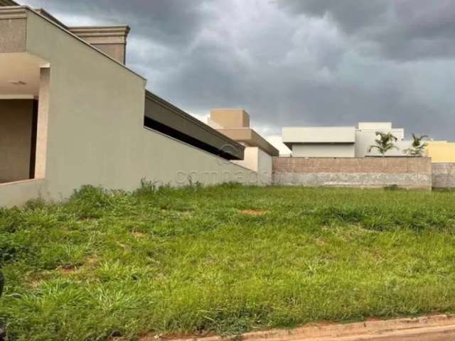 Terreno Condomínio em São José do Rio Preto