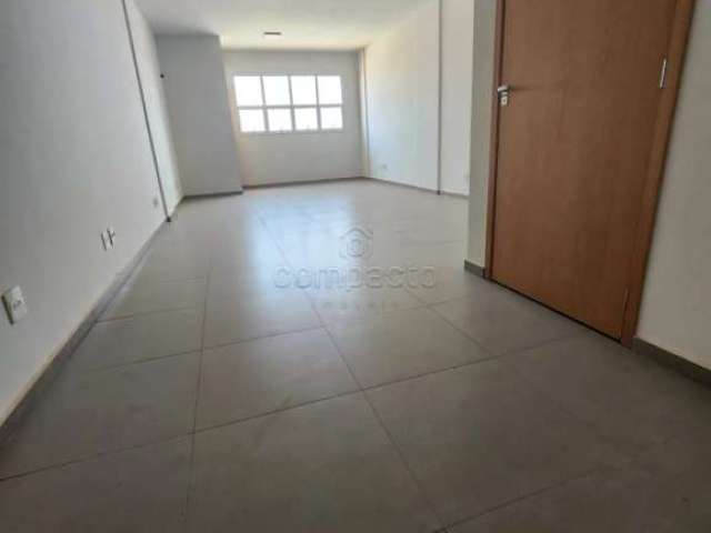 Comercial Sala/Loja Condomínio em Mirassol