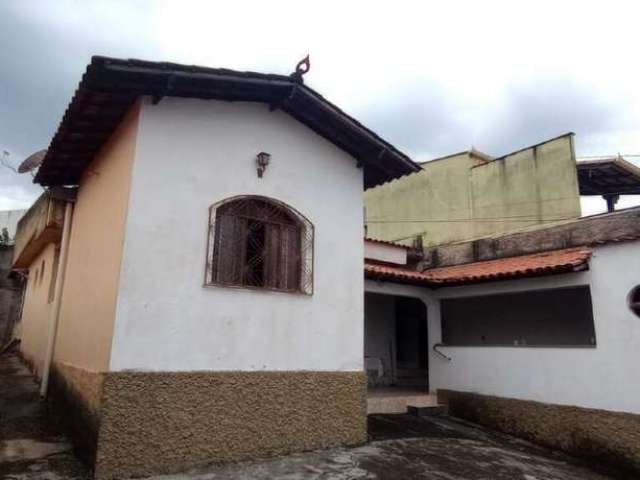 Casa à venda, 3 quartos, 1 vaga, Chácaras Califórnia - CONTAGEM/MG