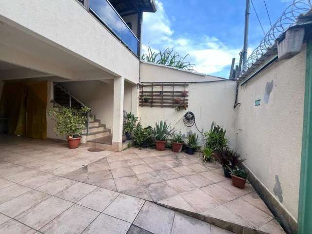 CASA GEMINADA à venda, 3 quartos, 1 suíte, 2 vagas, VILA UNIVERSAL - BETIM/MG