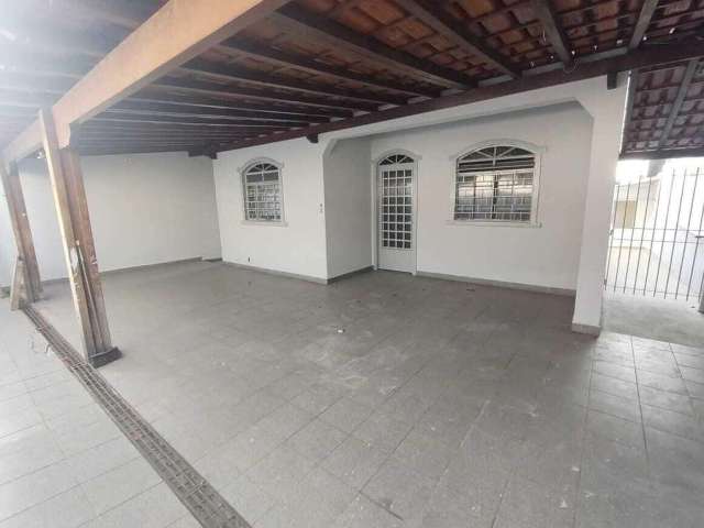 Casa à venda, 3 quartos, 1 suíte, 2 vagas, INDUSTRIAL SÃO LUIS - CONTAGEM/MG