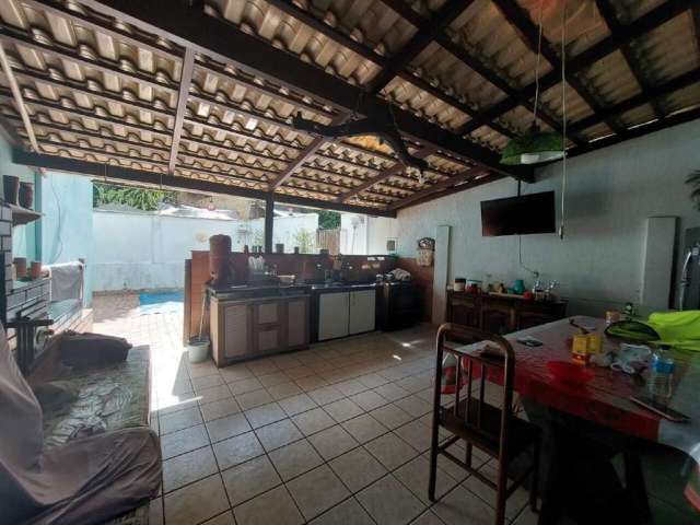 Casa à venda, 4 quartos, 1 suíte, Tropical - CONTAGEM/MG