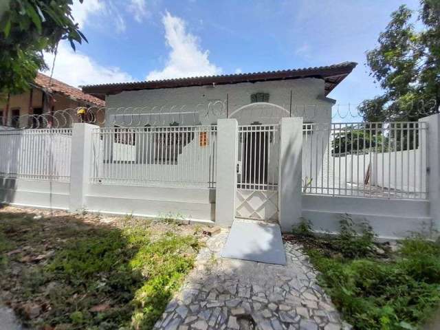 Casa para aluguel e venda com 143 metros quadrados em Cruzeiro (Icoaraci) - Belém – PA