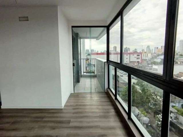 Vendo belo apartamento nascente no Ed Torre Santoro.