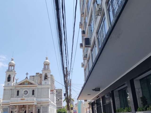 Lindo apartamento com vista para o CAN no centro de Belém .