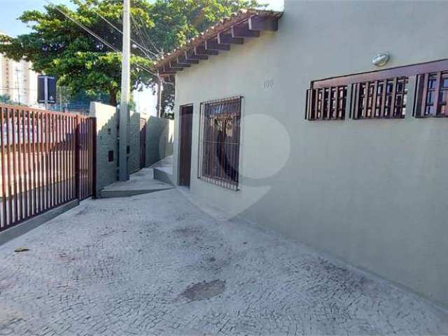 Casa Comercial / Residencial no Cambuí para Locação / Venda