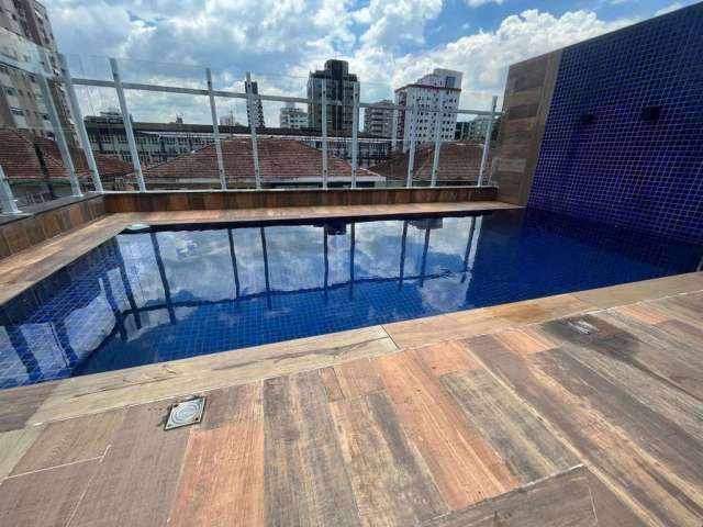 Linda casa com piscina no Boqueirão em Santos