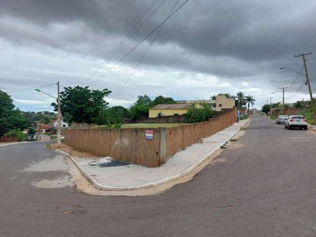 Terreno no Bairro Dom Bosco com 700 m², próximo ao Shopping Pantanal