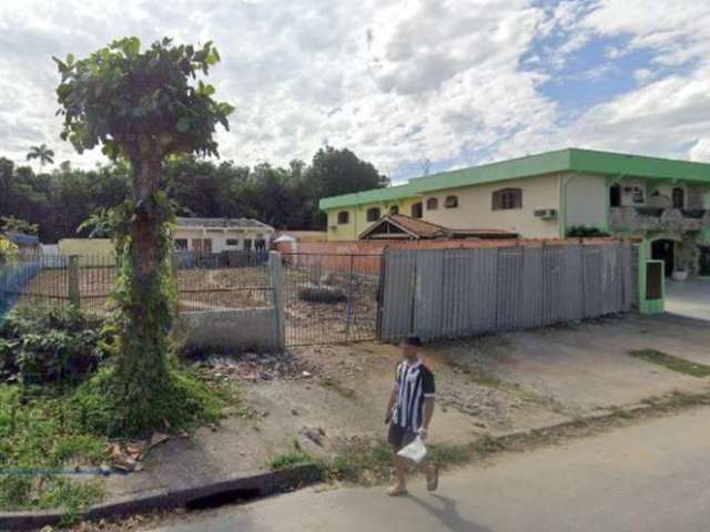 Ubatuba, Itagua - Belo terreno com 1200 m2 - Doc de escritura, fica a 800 metros do mar.