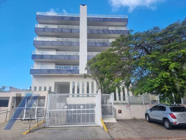 Ubatuba, Centro - Apartamento com 180 m2 de área útil, com 03 suítes e áres de lazer completa.