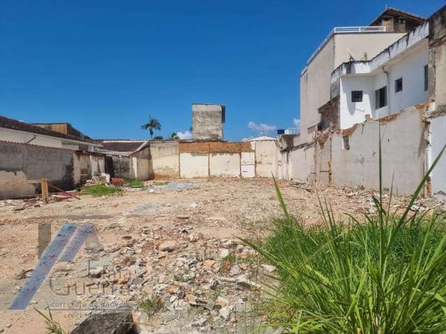 Ubatuba, Centro - Terreno terreno aterrado e murado a 200m do mar com 535m².