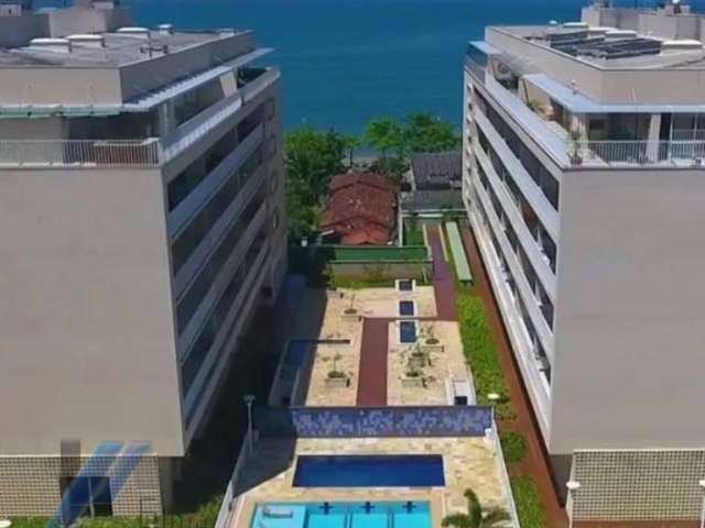 Ubatuba, Itaguá - Apartamento com 02 dormitórios, sendo 01 suíte e área de lazer completa.