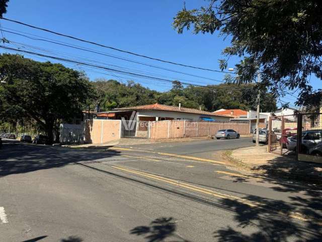 Casa com 4 quartos à venda na Rua Doutor Albano de Almeida Lima, 321, Jardim Guanabara, Campinas, 256 m2 por R$ 880.000