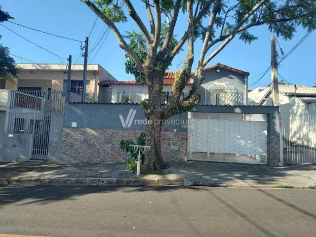 Casa com 4 quartos à venda na Rua Padre Leonel França, 388, Jardim Leonor, Campinas, 104 m2 por R$ 589.000