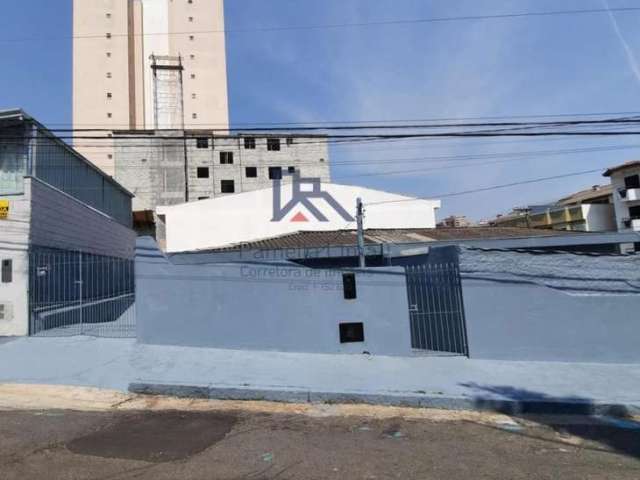 Casa Térrea para Locação em Santo André, Vila Guiomar, 3 dormitórios, 1 suíte, 1 banheiro, 2 vagas