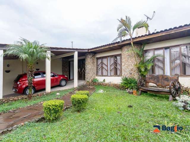 Casa com 3 quartos à venda na Rua Bandeirantes, 492, Pinheirinho, Curitiba, 390 m2 por R$ 599.000