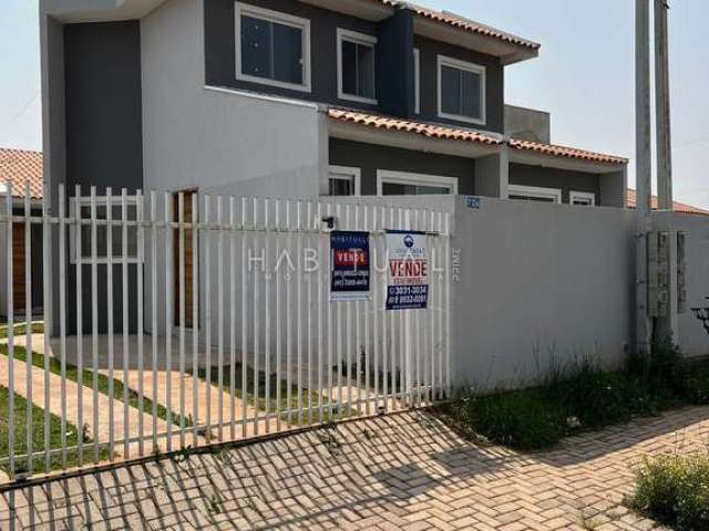 Casa com 2 quartos à venda na Rua Aretuza Machado de Andrade, Campo de Santana, Curitiba por R$ 225.000