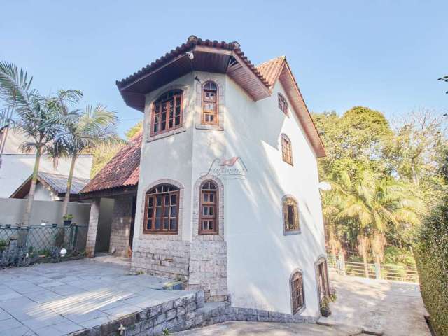 Casa com 3 quartos à venda na TRAVESSA JACOB SCROK, 11, Santa Cândida, Curitiba, 270 m2 por R$ 790.000