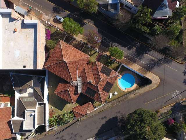 Casa com 4 quartos à venda na Rua Professora Talita Bresolin, 777, Centro, Apucarana, 450 m2 por R$ 2.299.000