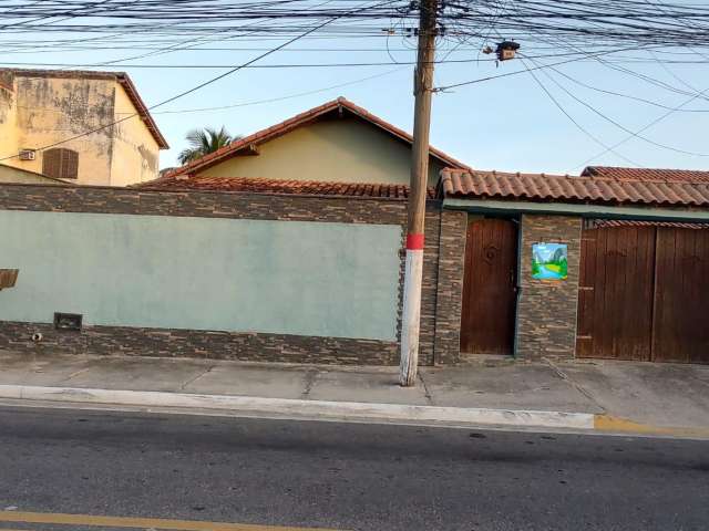 Casa/ Sobrado à venda  com 4 quarto(s)Ótima oportunidade rua principal Van Lerbergue  terreno inteiro