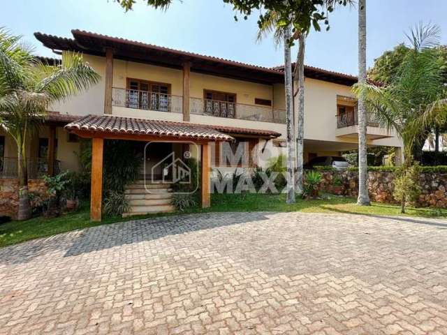 Luxuosa Casa em Lago Sul: 5 Dormitórios à Venda por R$6,3M