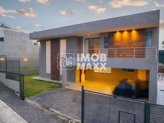 Luxuosa Casa no Cond. Quintas do Sol com 4 Suítes e 430m²