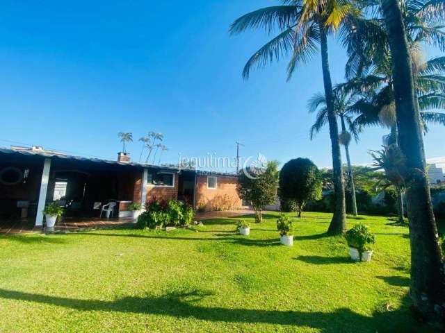 Casa com 4 quartos à venda na Enseada, Guarujá  por R$ 1.200.000