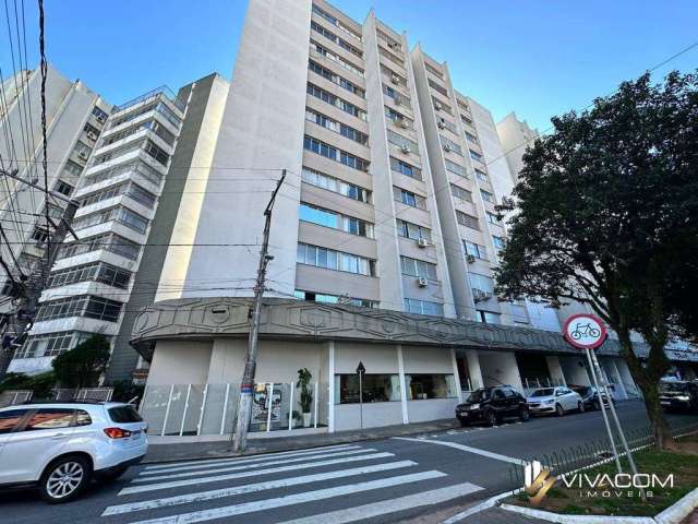 Apartamento de 1 Dormitório com 53m² Privativos no Centro de Florianópolis