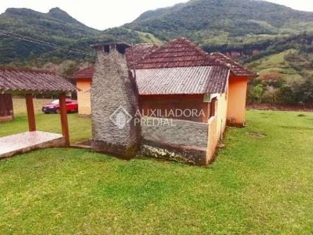 Fazenda à venda na Cerrito, 2370, Prainha, Maquiné, 120 m2 por R$ 480.000